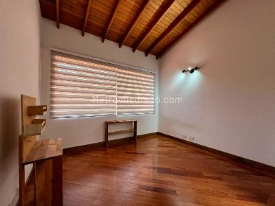 Casa de 4 alcobas en venta en El Poblado, Medellín, 300 m² · foto 14 de 20
