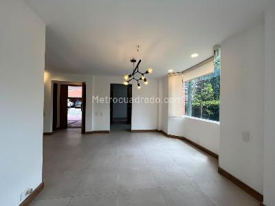 Casa de 4 alcobas en venta en El Poblado, Medellín, 300 m² · foto 5 de 20