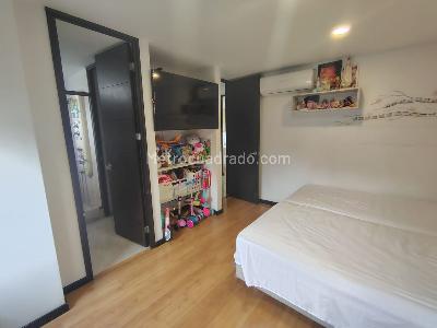 Apartamento de 4 alcobas en venta en Envigado, Envigado, 198 m² · foto 13 de 20