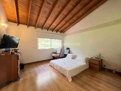 Casa de 3 alcobas en venta en El Poblado, Medellín, 260 m² · foto 16 de 20