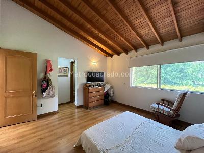 Casa de 3 alcobas en venta en El Poblado, Medellín, 260 m² · foto 17 de 20