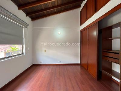 Casa de 3 alcobas en venta en Envigado, Envigado, 218 m² · foto 16 de 20