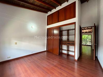 Casa de 3 alcobas en venta en Envigado, Envigado, 218 m² · foto 17 de 20