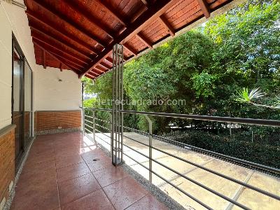 Casa de 3 alcobas en venta en Envigado, Envigado, 218 m² · foto 19 de 20