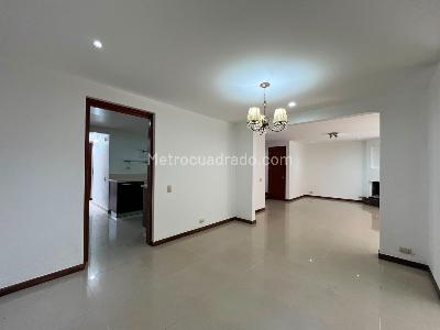 Casa de 3 alcobas en venta en Envigado, Envigado, 218 m² · foto 4 de 20