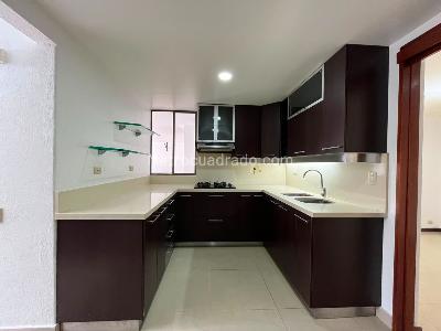 Casa de 3 alcobas en venta en Envigado, Envigado, 218 m² · foto 5 de 20
