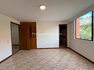 Apartamento de 3 alcobas en venta en El Poblado, Medellín, 156 m² · foto 10 de 14