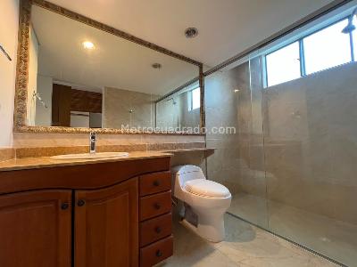 Apartamento de 3 alcobas en venta en El Poblado, Medellín, 156 m² · foto 12 de 14