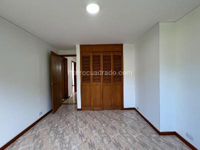 Apartamento de 3 alcobas en venta en El Poblado, Medellín, 156 m² · foto 6 de 14