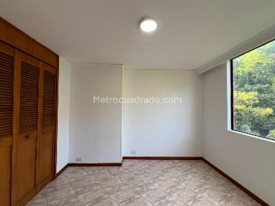 Apartamento de 3 alcobas en venta en El Poblado, Medellín, 156 m² · foto 7 de 14