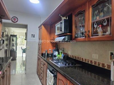Apartamento en venta en Envigado, Envigado · foto 6 de 15