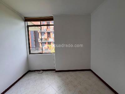 Apartamento en venta en El Poblado, Medellín · foto 7 de 12