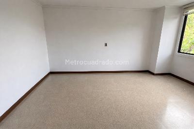 Apartamento de 3 alcobas en venta en La Florida, Medellín, 136 m² · foto 12 de 19