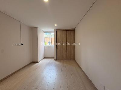 Apartamento de 2 alcobas en venta en Sabaneta, Sabaneta, 59 m² · foto 11 de 14