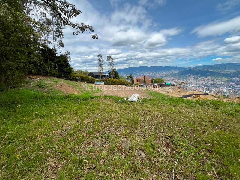 Lote en Venta, EL POBLADO, Medellín - Más
