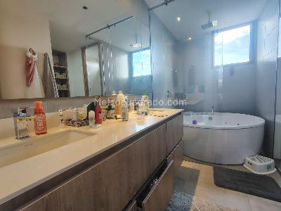 Apartamento en arriendo en El Poblado, Medellín · foto 19 de 20