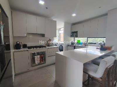 Apartamento en arriendo en El Poblado, Medellín · foto 7 de 20