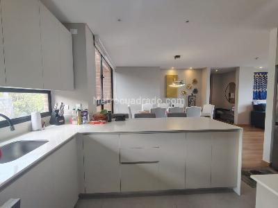 Apartamento en arriendo en El Poblado, Medellín · foto 8 de 20