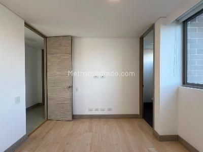Apartamento de 3 alcobas en arriendo en La Florida, Medellín, 155 m² · foto 10 de 17