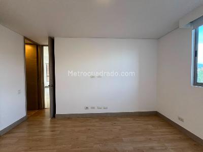 Apartamento de 3 alcobas en arriendo en La Florida, Medellín, 155 m² · foto 11 de 17