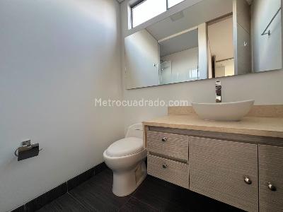 Apartamento de 3 alcobas en arriendo en La Florida, Medellín, 155 m² · foto 16 de 17