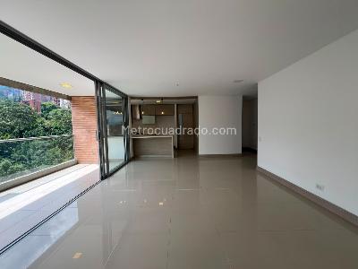 Apartamento de 3 alcobas en arriendo en La Florida, Medellín, 155 m² · foto 2 de 17
