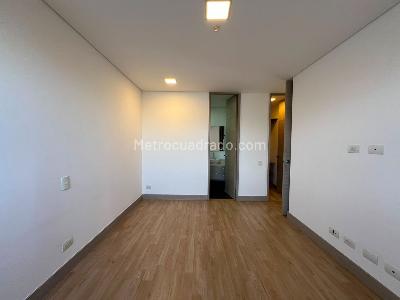 Apartamento de 3 alcobas en arriendo en La Florida, Medellín, 155 m² · foto 8 de 17