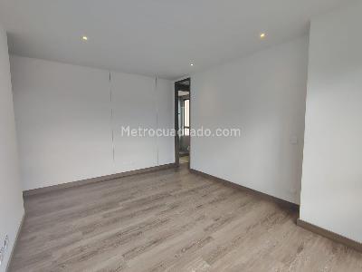 Apartamento de 2 alcobas en arriendo en El Poblado, Medellín, 105 m² · foto 12 de 18