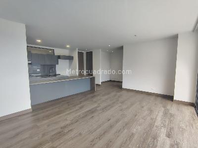 Apartamento de 2 alcobas en arriendo en El Poblado, Medellín, 105 m² · foto 4 de 18
