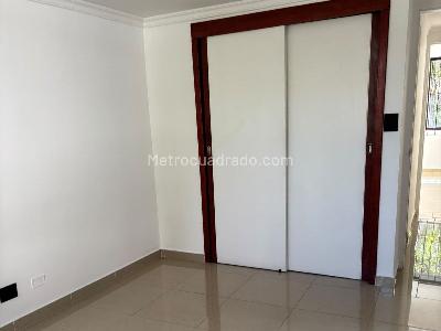 Apartamento de 3 alcobas en arriendo en Las Lomas, Medellín, 110 m² · foto 6 de 12