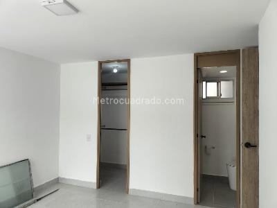 Apartamento de 3 alcobas en arriendo en El Poblado, Medellín, 88 m² · foto 12 de 19