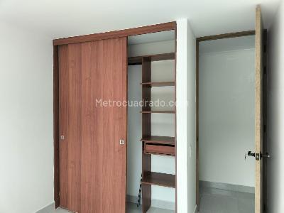 Apartamento de 3 alcobas en arriendo en El Poblado, Medellín, 88 m² · foto 17 de 19