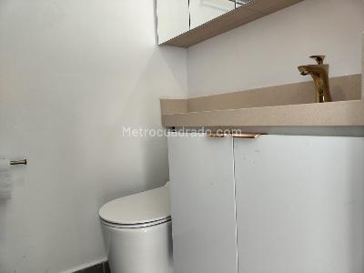 Apartamento de 3 alcobas en arriendo en El Poblado, Medellín, 88 m² · foto 19 de 19