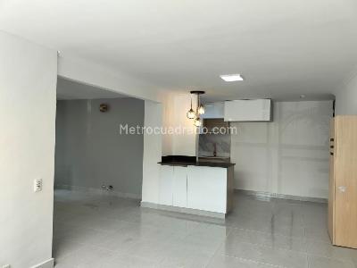 Apartamento de 3 alcobas en arriendo en El Poblado, Medellín, 88 m² · foto 4 de 19