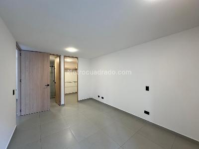 Apartamento en arriendo en El Poblado, Medellín · foto 13 de 16