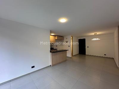 Apartamento en arriendo en El Poblado, Medellín · foto 5 de 16