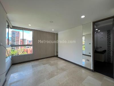 Apartamento de 3 alcobas en arriendo en El Poblado, Medellín, 130 m² · foto 13 de 18