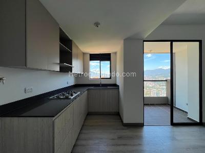 Apartamento de 2 alcobas en arriendo en El Poblado, Medellín, 70 m² · foto 4 de 10