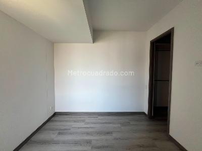 Apartamento de 2 alcobas en arriendo en El Poblado, Medellín, 70 m² · foto 6 de 10