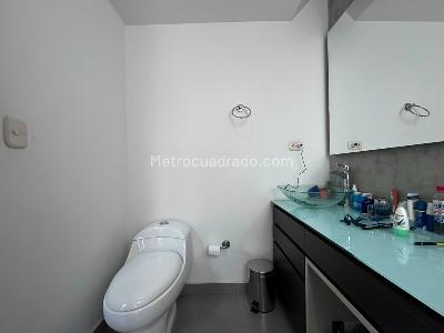 Apartamento en arriendo en El Poblado, Medellín · foto 8 de 11