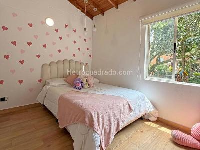 Casa en arriendo en El Poblado, Medellín · foto 11 de 16