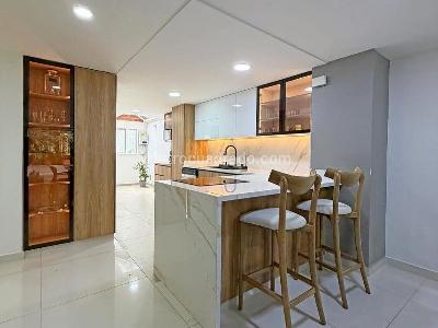 Casa en arriendo en El Poblado, Medellín · foto 4 de 16
