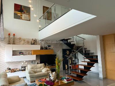 Apartamento en venta en Envigado, Envigado · foto 3 de 19