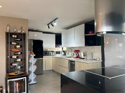 Apartamento en venta en Envigado, Envigado · foto 8 de 19