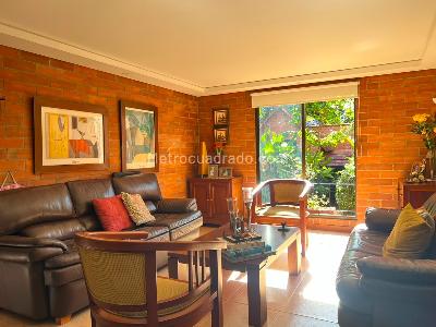 Casa de 3 alcobas en venta en Envigado, Envigado, 140 m² · foto 2 de 19
