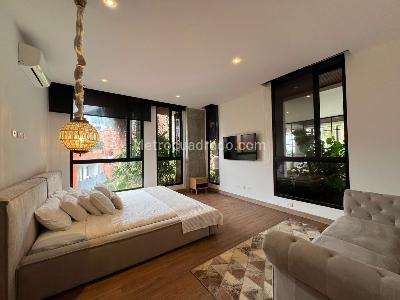 Apartamento de 3 alcobas en arriendo en El Poblado, Medellín, 242 m² · foto 10 de 17