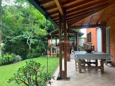 Casa de 4 alcobas en venta en Envigado, Envigado, 219 m² · foto 19 de 20
