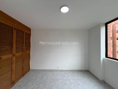 Apartamento de 3 alcobas en venta en El Poblado, Medellín, 138 m² · foto 10 de 15