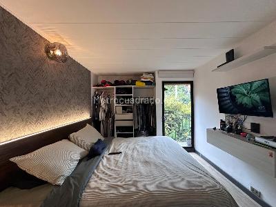 Apartamento de 2 alcobas en venta en El Poblado, Medellín, 80 m² · foto 11 de 19