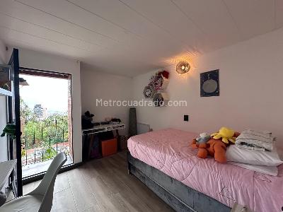 Apartamento de 2 alcobas en venta en El Poblado, Medellín, 80 m² · foto 17 de 19